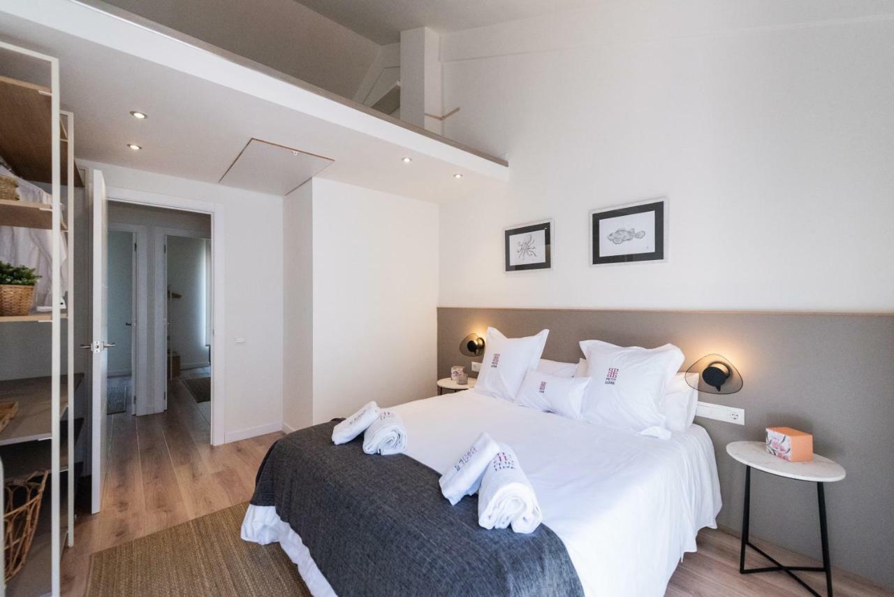 Petit Luxe Tobella Esquerra Apartment Terrassa Exterior foto